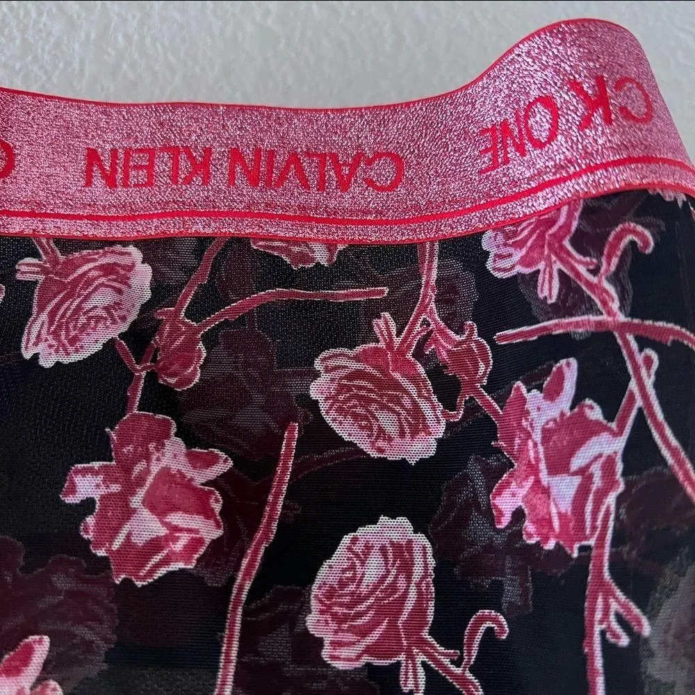 NWT Calvin Klein One Mesh Floral Pull On Bralette Adj Straps Romantic Pink Large - Image 3