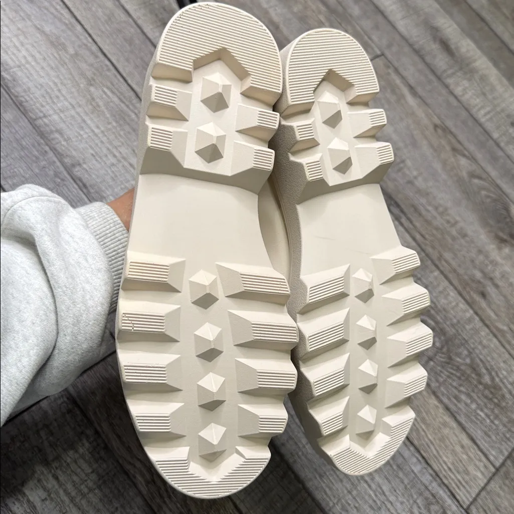 Chelsea & Violet Vera Leather Slip-on Log Sole Platform Cream Loafers - Image 6