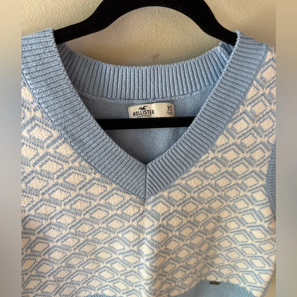Hollister California Blue And White Sweater V-Neck Vest XS NWOT - Image 7