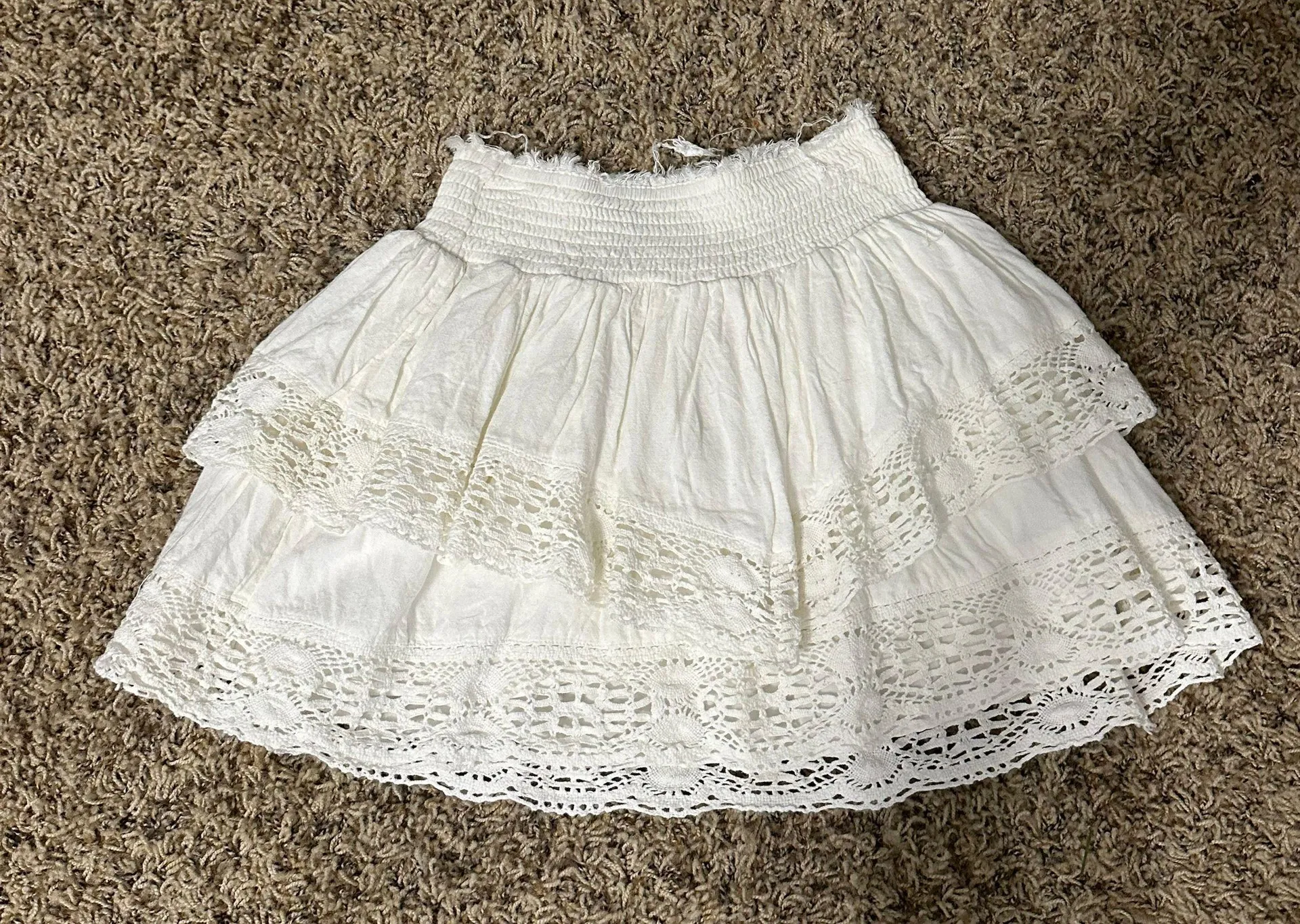 White Skirt - Image 2