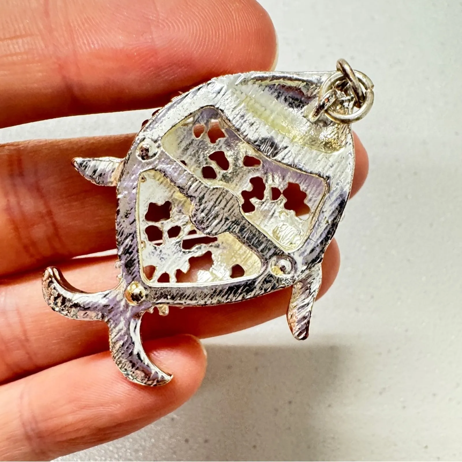 Lauren Conrad Silver Tone Fish Pendant Necklace Long Daisy’s Enameled - Image 7