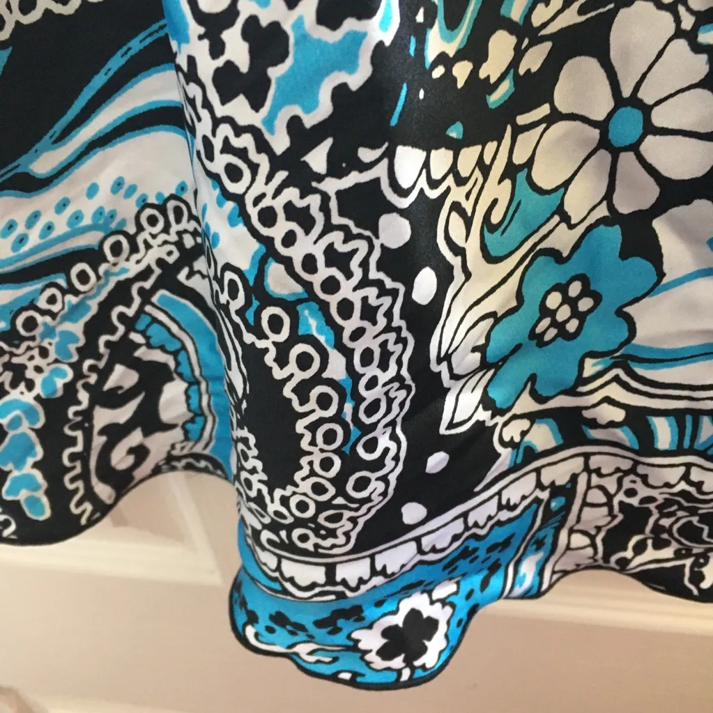 AB Studio FINAL MARKDOWN Ladies’  Top (XL) - Image 4