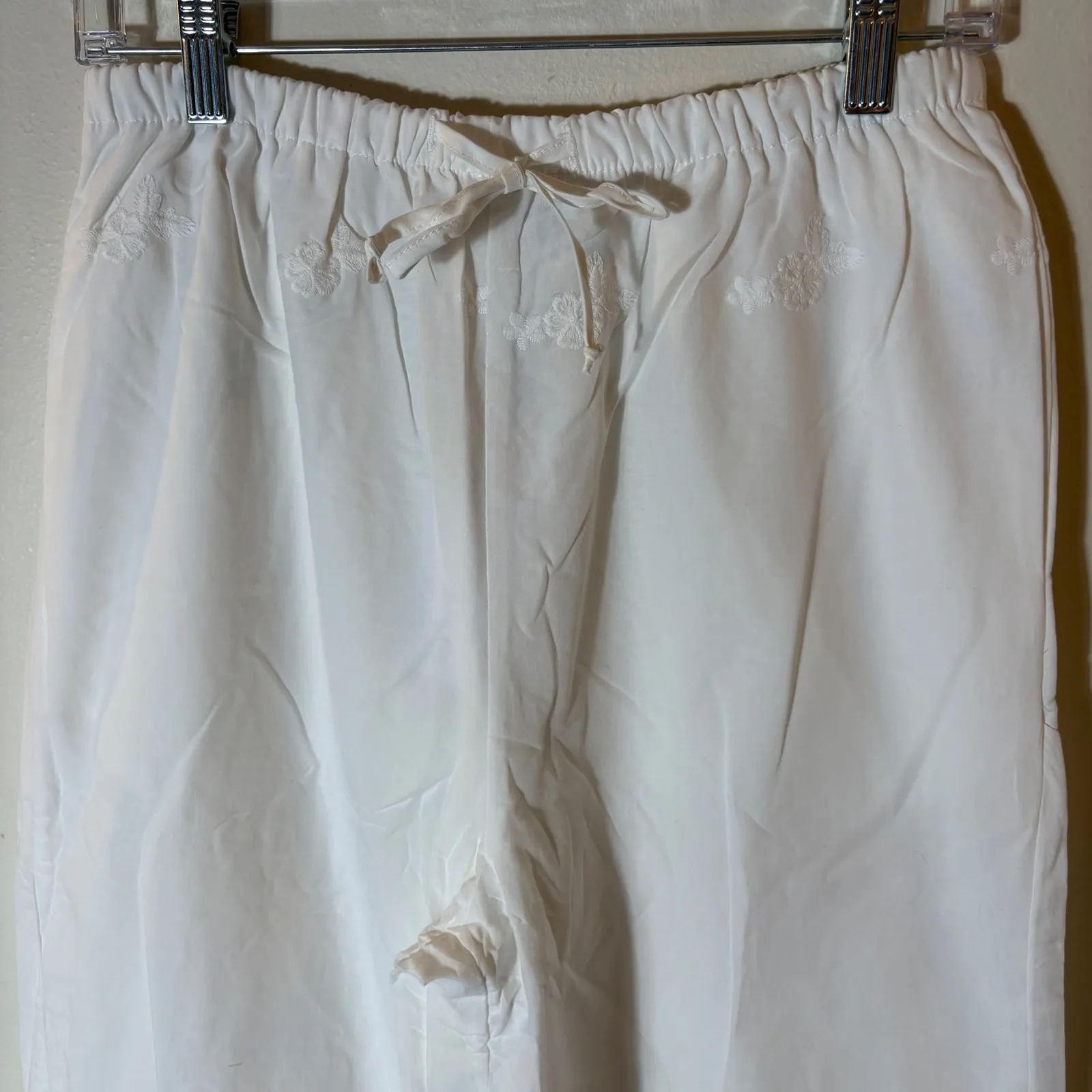 NWT WeWoreWhat Tie Waist Pant Ivory Lace Trim Straight Leg Size Small - Image 3