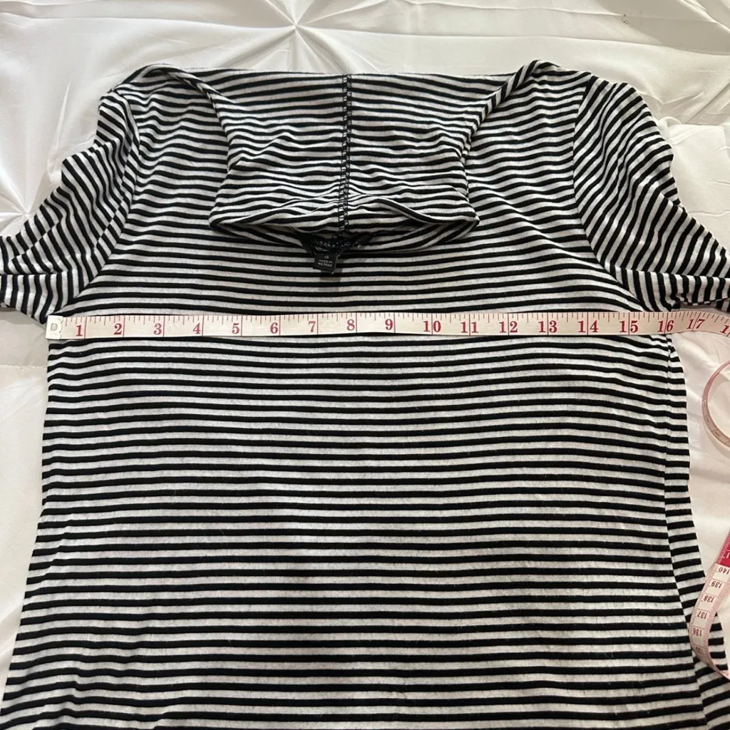 Banana Republic Striped Turtleneck SM - Image 3