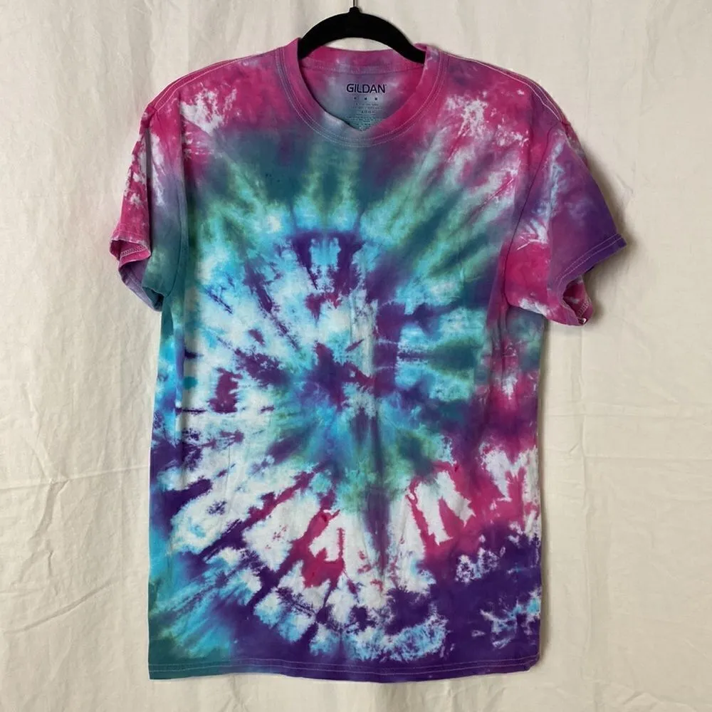5 for $25 GILDAN tie dye t shirt bundle - Image 9