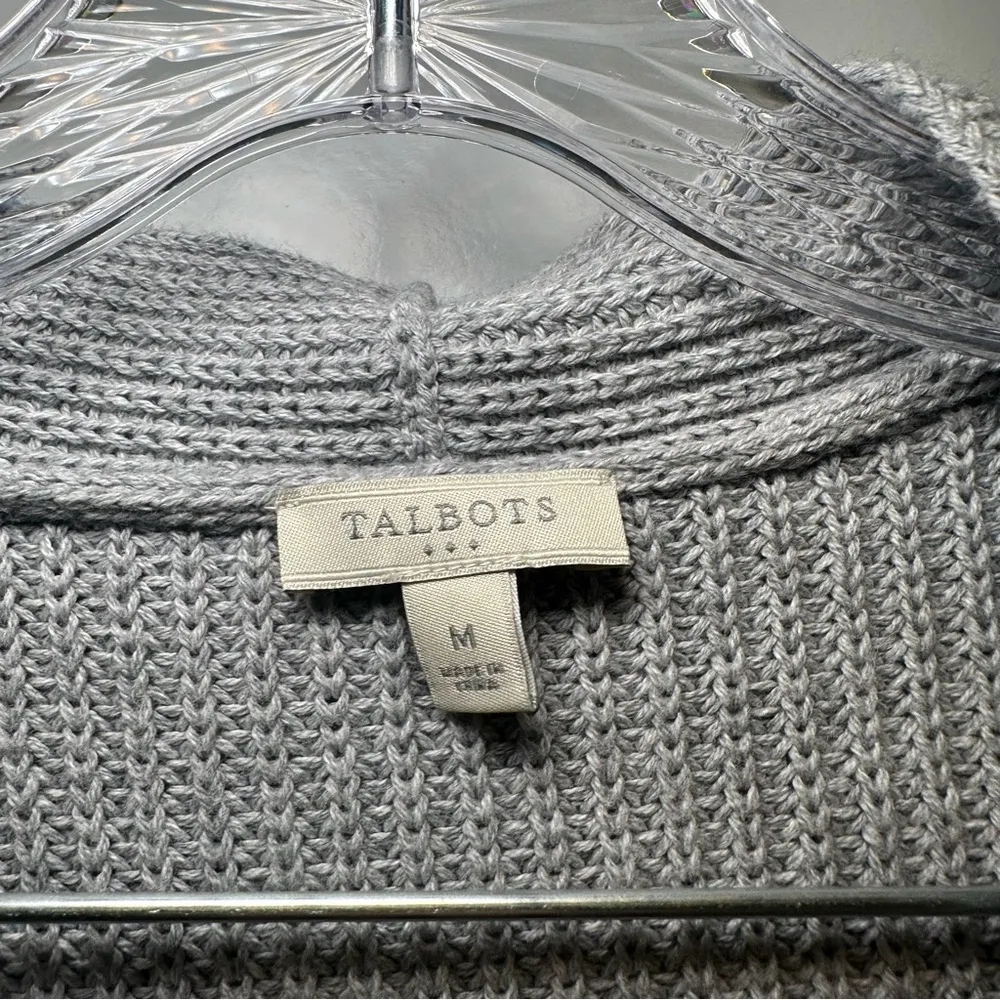 Talbots Light Grey Knit Open Front Sleeveless Vest Sweater size M - Image 2