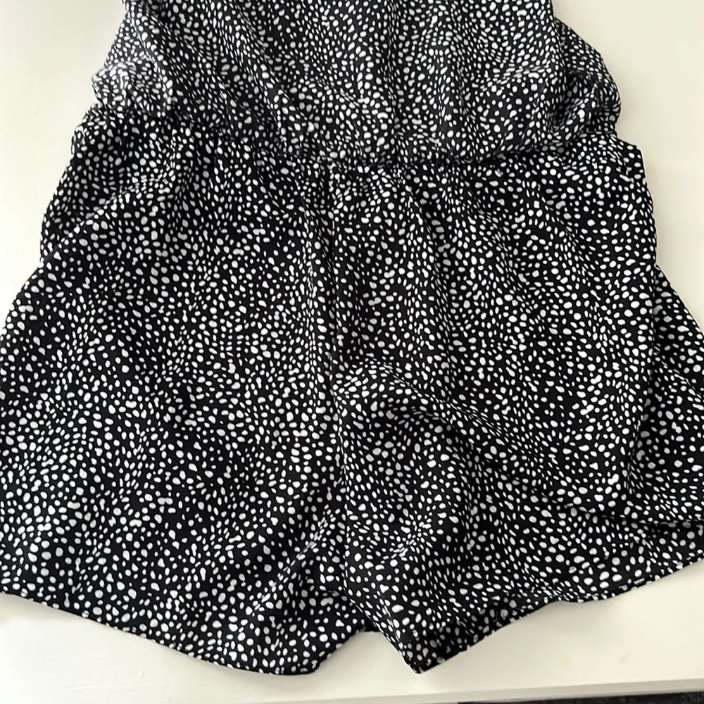 potter's pot Dalmatian print crossover skort w/ tie bow and ruffles - Image 7