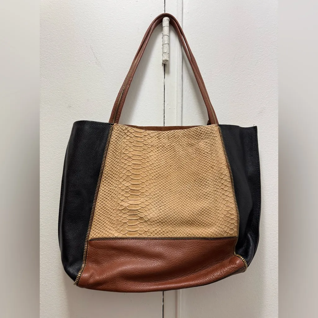 Botkier Soho color-block leather tote bag with python-embossed detail - Image 5