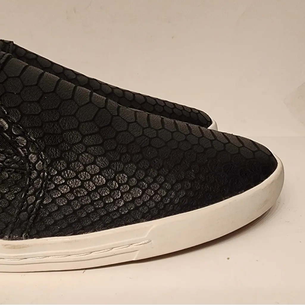 Joie Women's Kidmore Embossed Leather Slip-On Sneakers Women’s Black Size 6 - Image 7