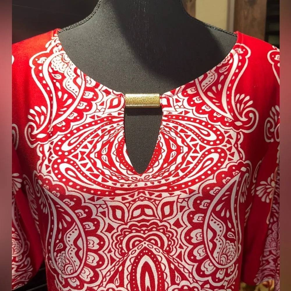 Sunny Leigh Midi Dress Red and White Deco Neck Large - Image 5