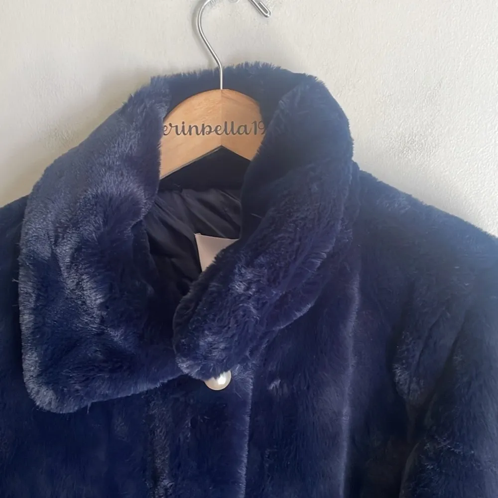 Gal Meets Glam Collection Reese Faux Fur Jacket Navy - Image 4
