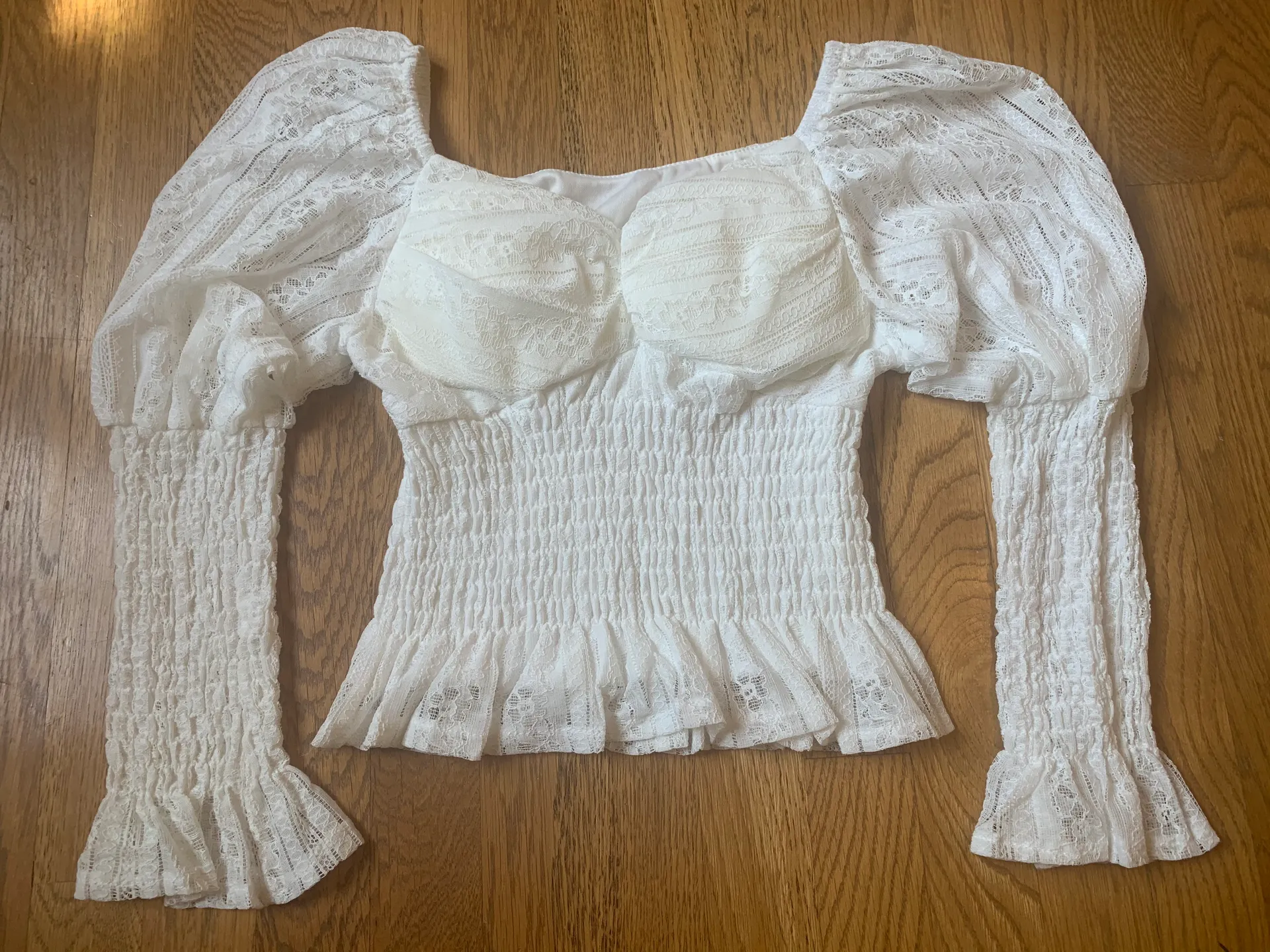 Long Sleeve White Lace Top - Image 4