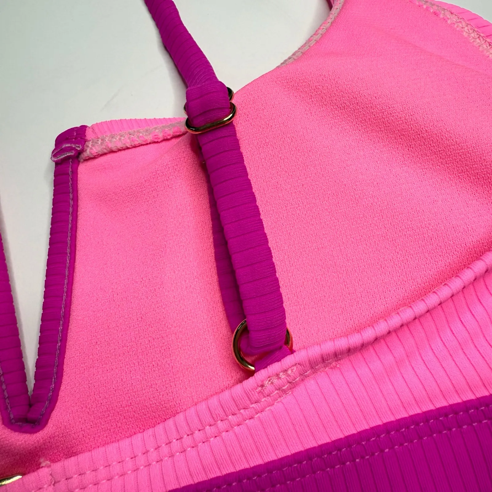 Salt + Cove Ribbed V - Image 5