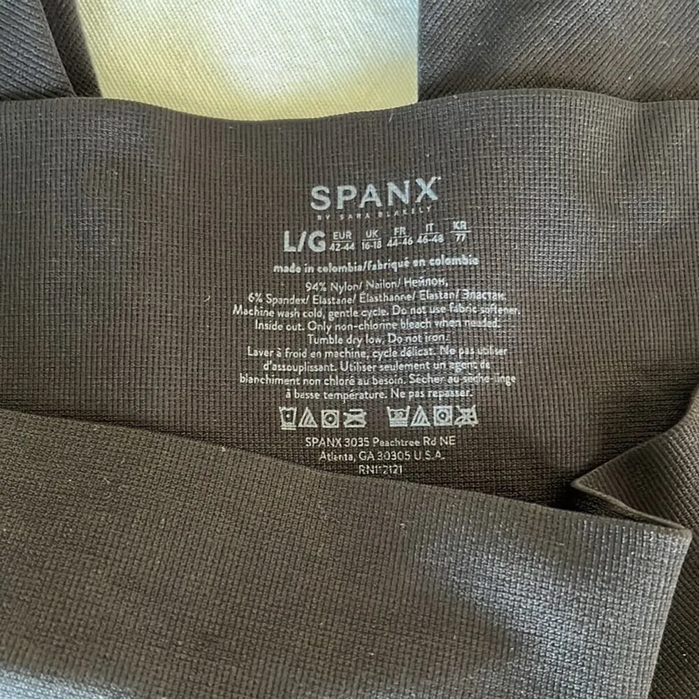 Spanx shape wear shorts.  Size L - Image 2