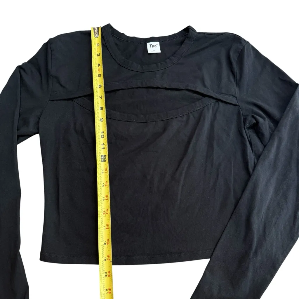 Aritzia TNA Women’s Size‎ XL Long Sleeve Cutout Tee Black Sporty Mad Max Fitted - Image 7