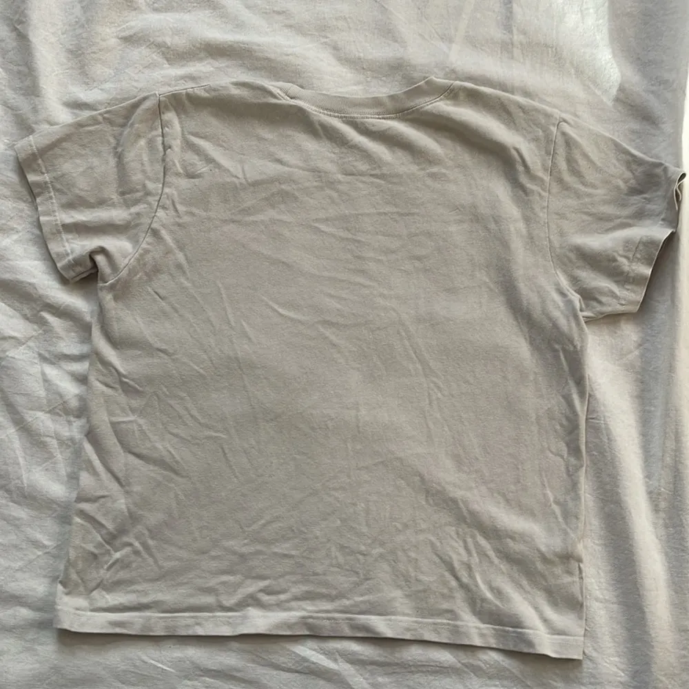 basement studio graphic brandy melville short sleeve - Image 6