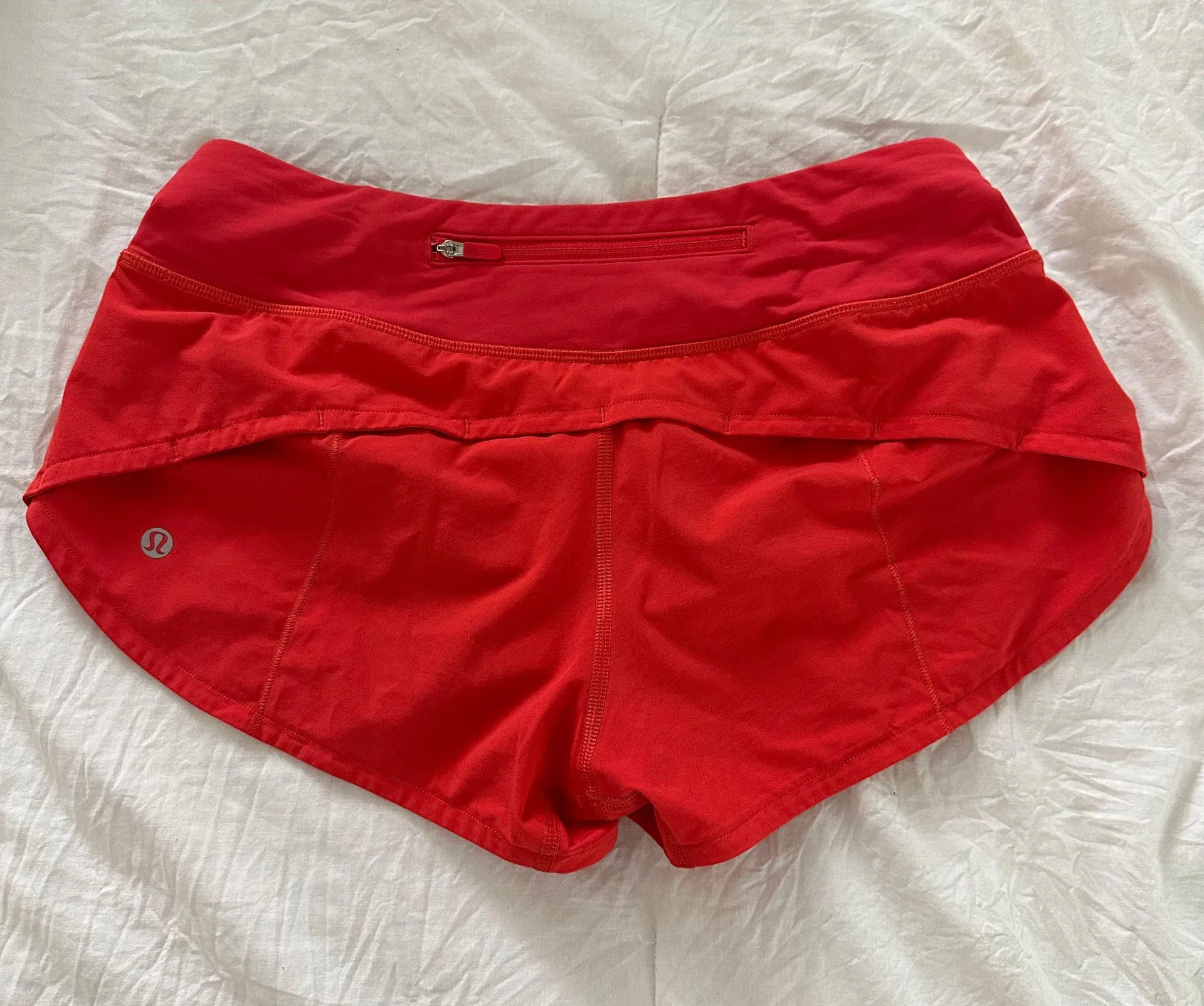 Lululemon Speed Up Shorts 2.5 - Image 3