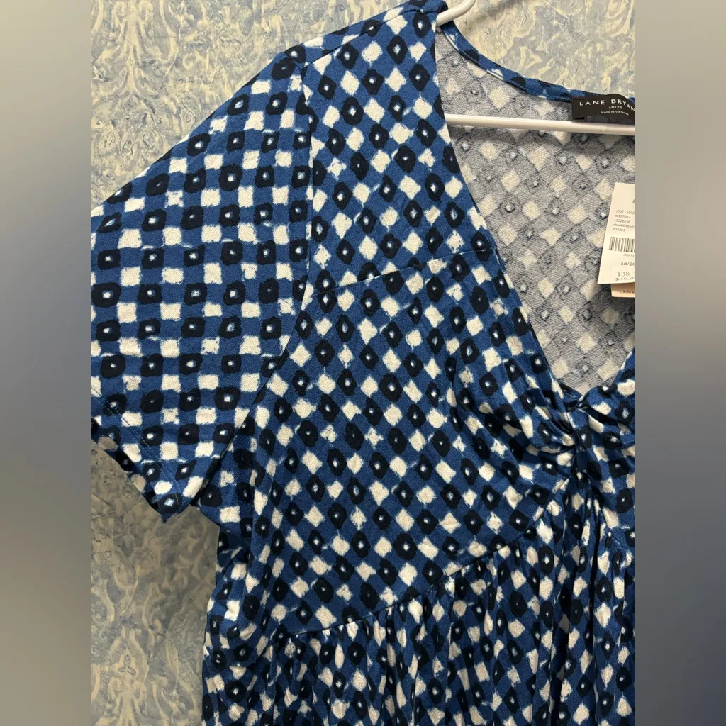 Lane Bryant Blue and White Illusion Collection Top Blouse Size 18/20 NWT - Image 4