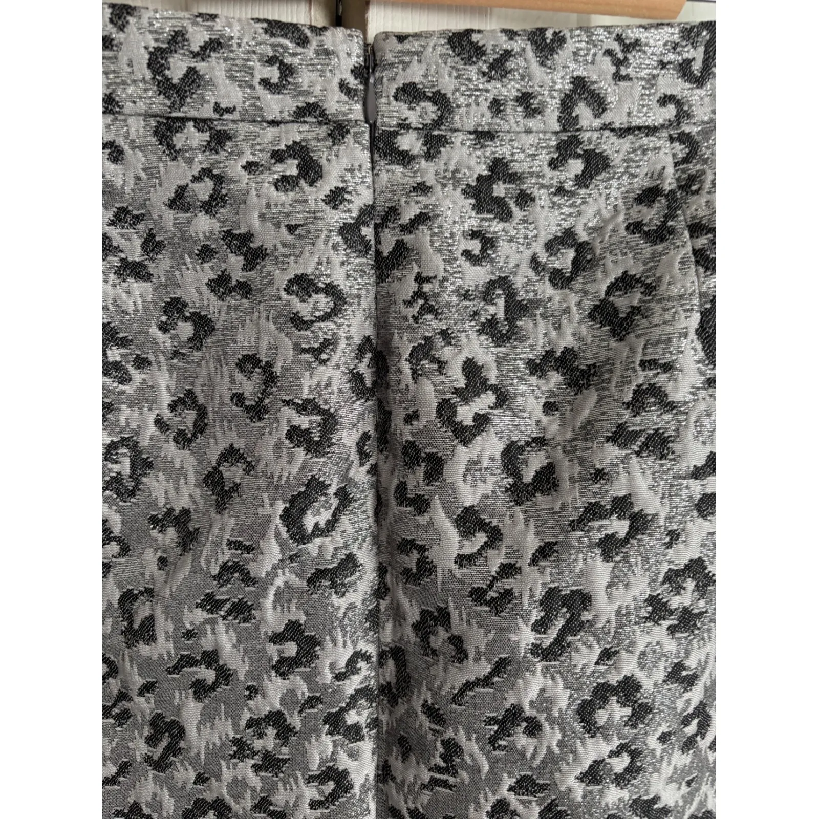 LOFT Silver Animal Print Skirt – NWT – Size 34" Waist – MSRP $90 - Image 6