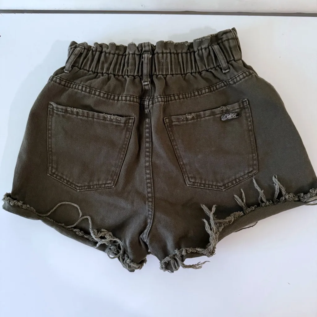 Zara Z1975 High Rise Frayed Hem Denim Shorts Green SZ 4 - Image 2