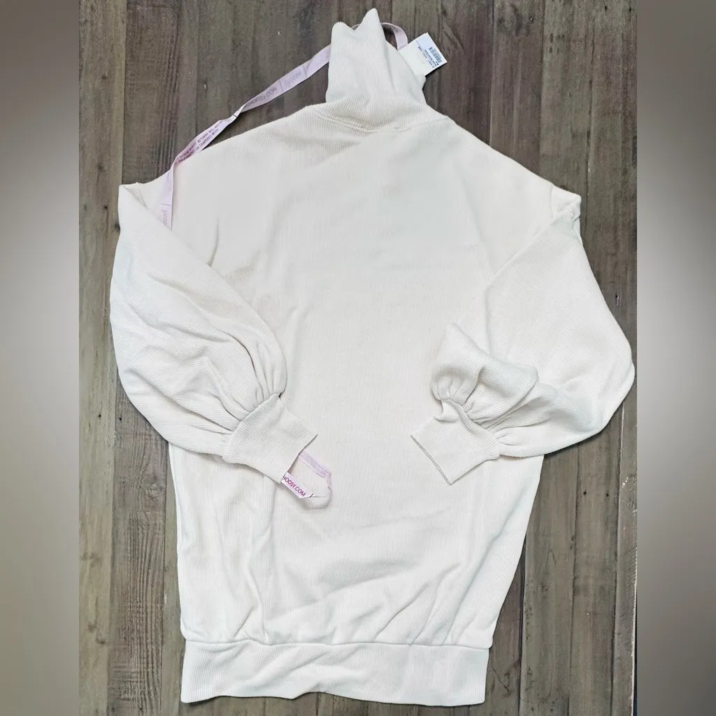 NWT Get Choosy Oversized Boyfriend Sweater - Image 4