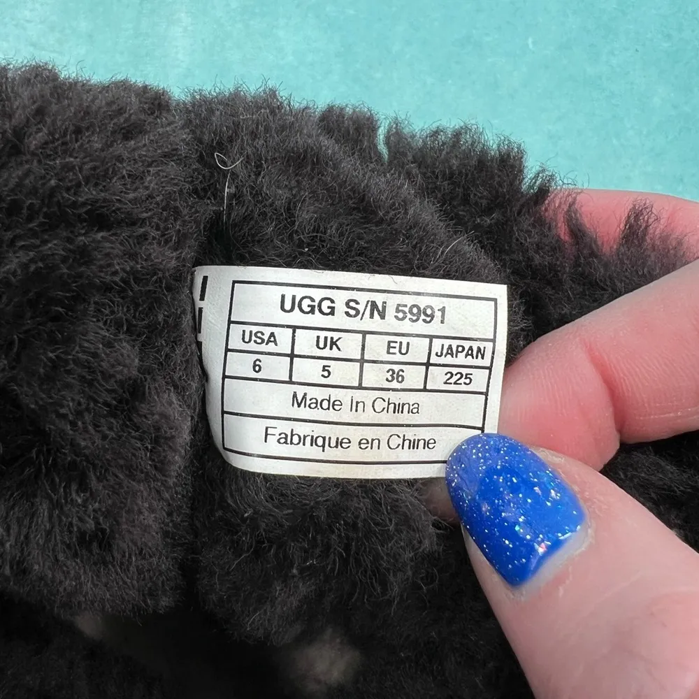 UGG  Bailey Button Boots 6 - Image 13