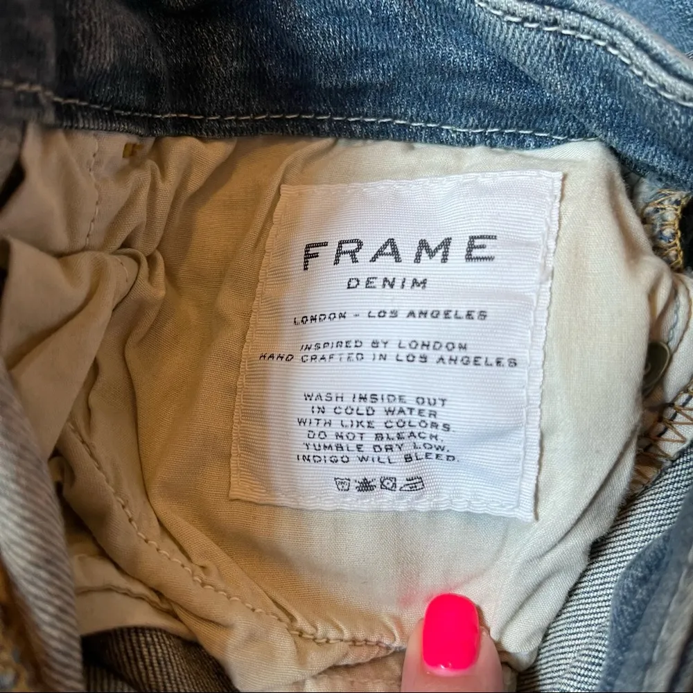 Frame le crop mini unfinished hem boot jeans size 24 - Image 8