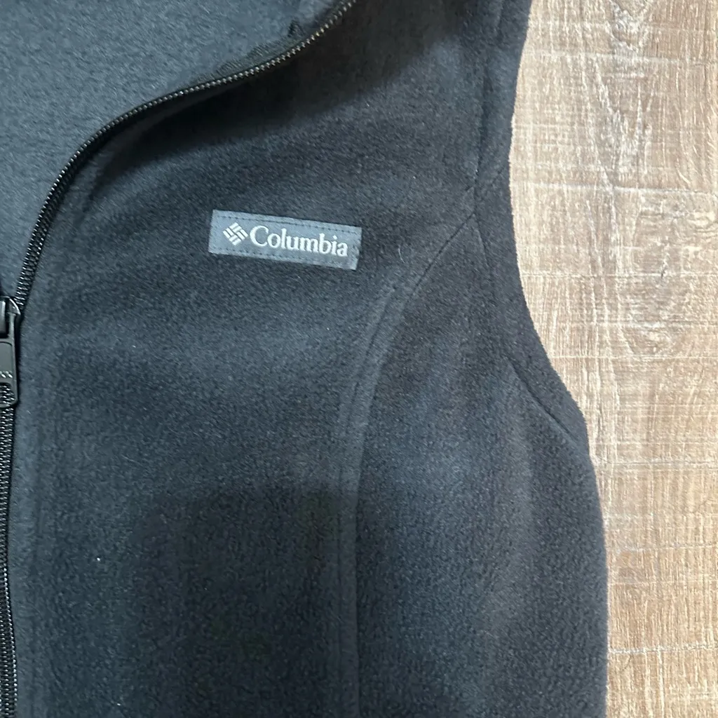 Columbia Charcoal Fleece Vest - Image 2