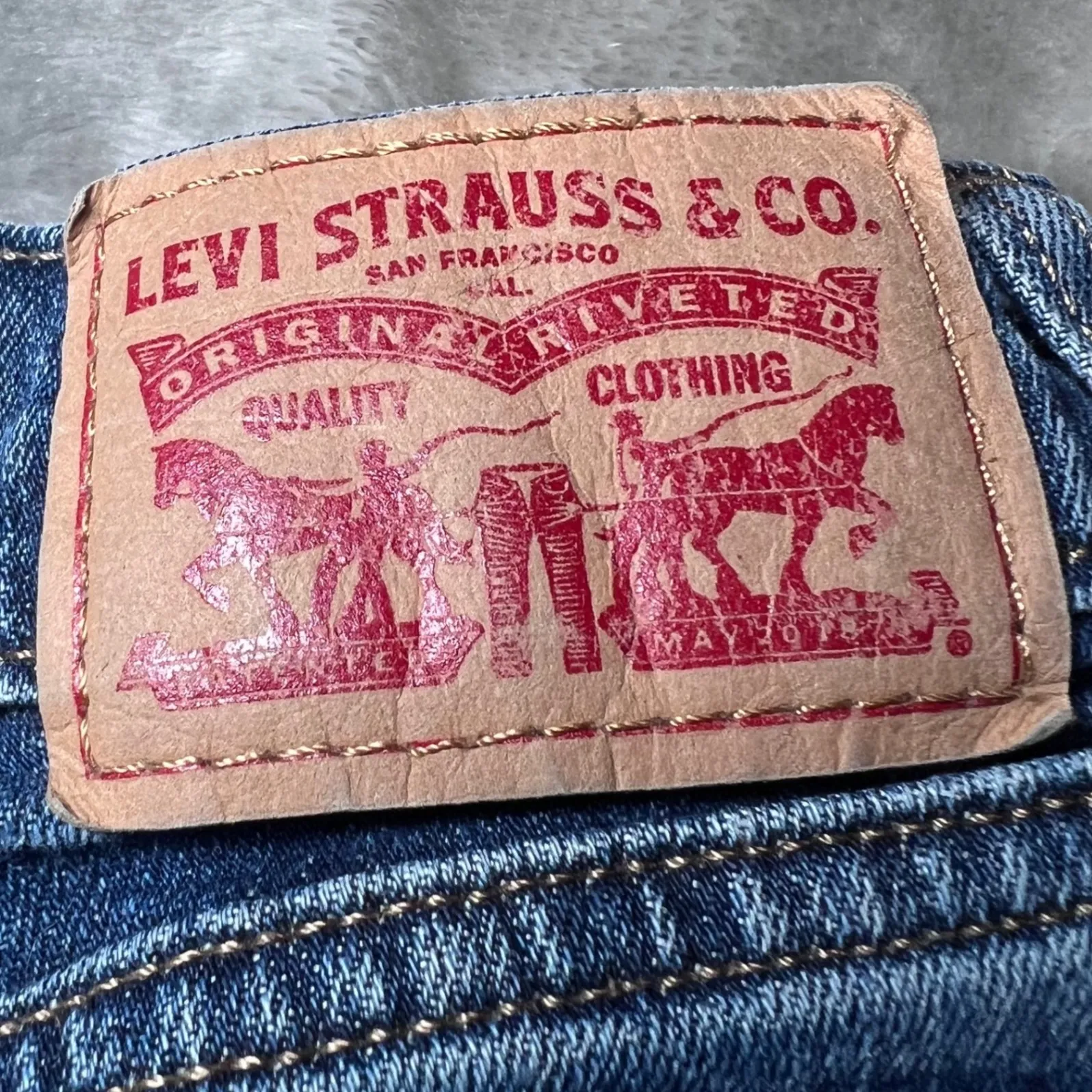 Levi Strauss & Co Blue Jean Shorts Womens 29 Denim Classic Outdoor Casual - Image 4