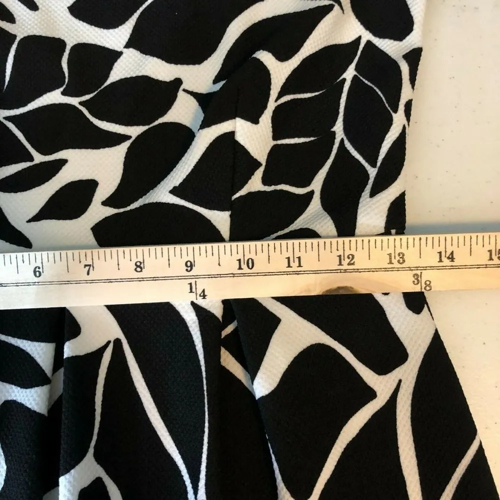 Enfocus Studio Sheath Dress Pleated Sleeveless Floral Black White Size 4 - Image 6