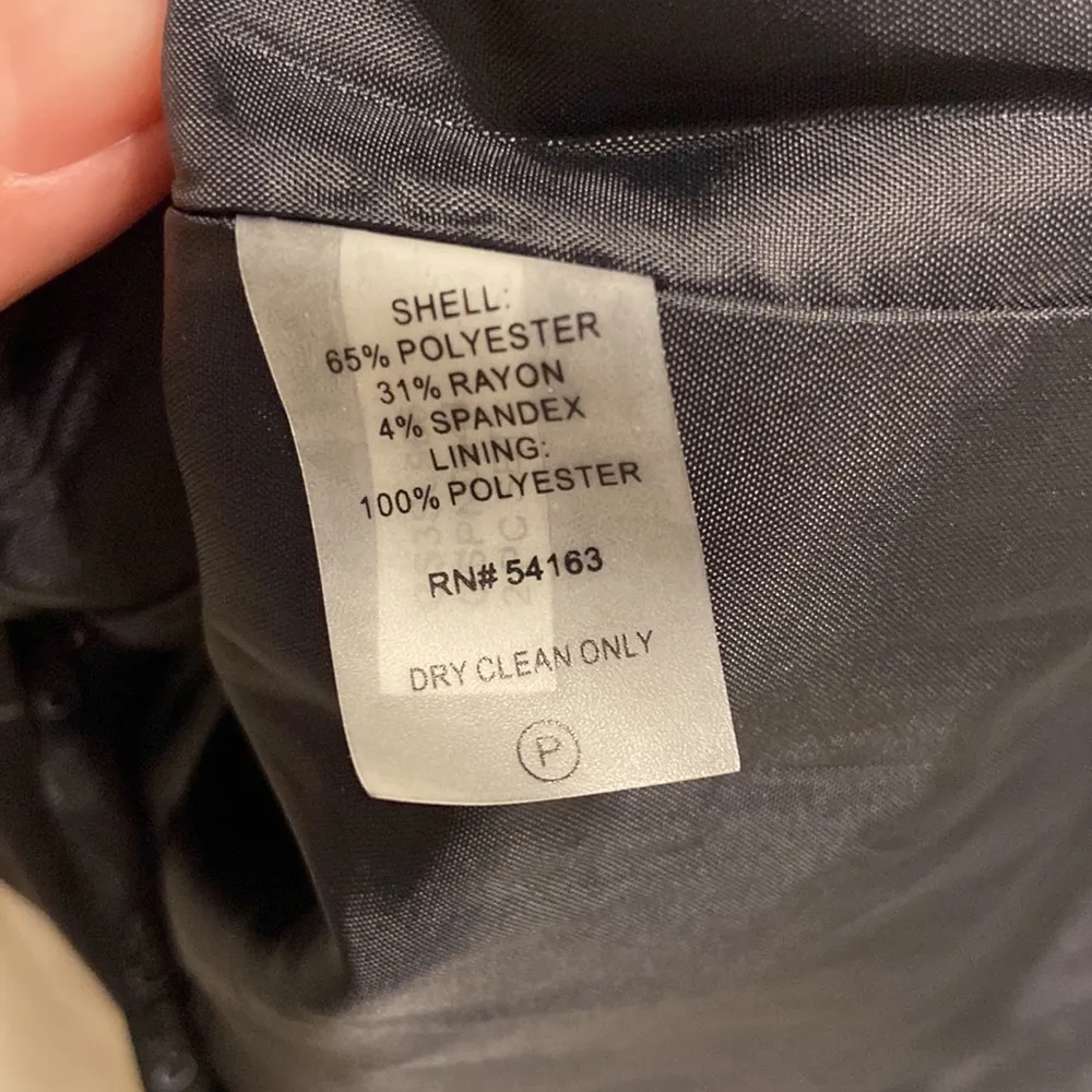 CALVIN KLEIN SKIRT SIZE 2 BRAND NEW COLOR BLCK BACK ZIPPER LENGTH 22” WAIST 28” - Image 8