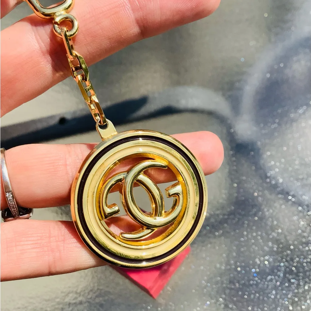 Gucci Authentic  key/ purse charm 🔥🔥 - Image 4