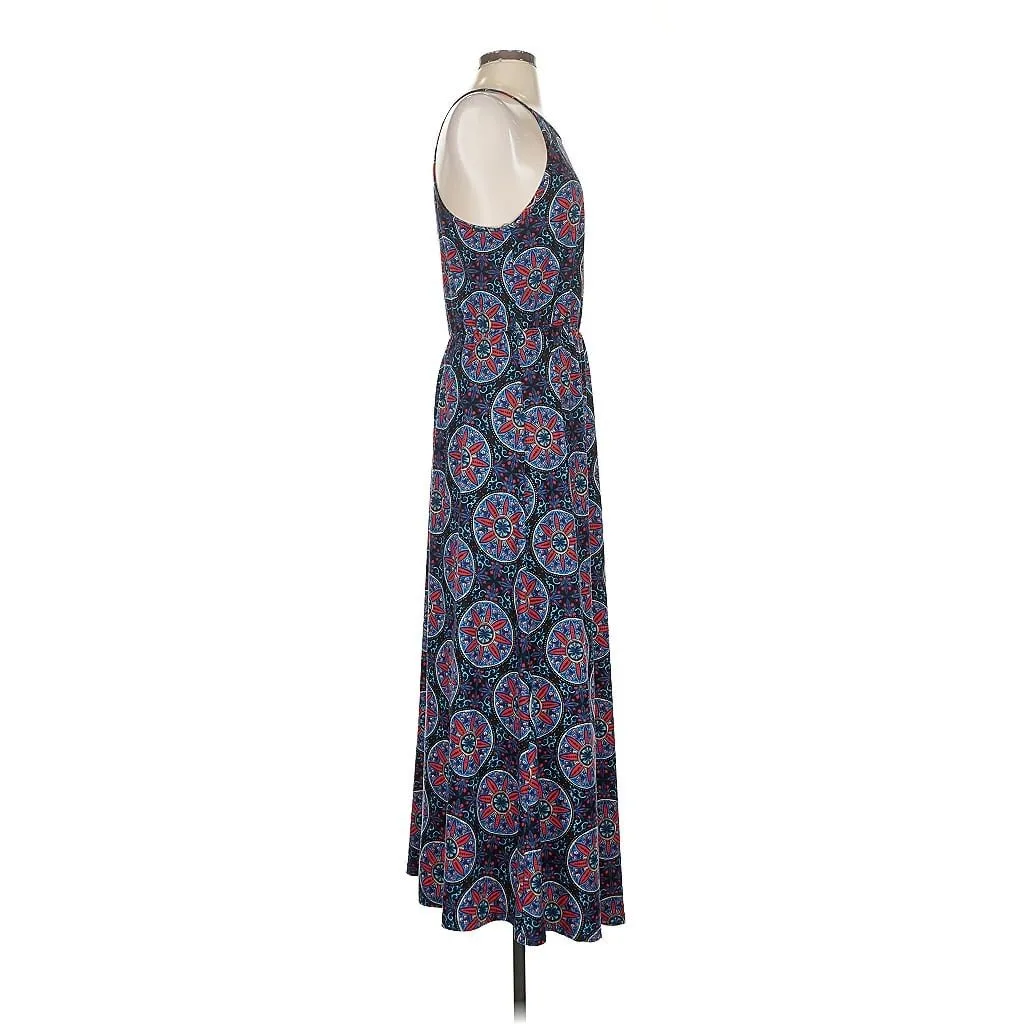 French Grey Nichelle Knit Medallion Print Halter Maxi‎ Blue/Red dress - L EUC - Image 7