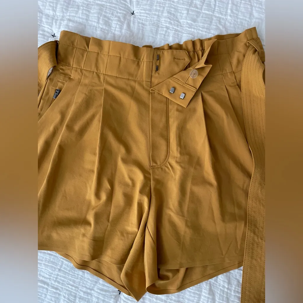 ATHLETA Skyline Short II Paperbag Waist Belted Travel in Tuscan Gold Size 8 - Image 7