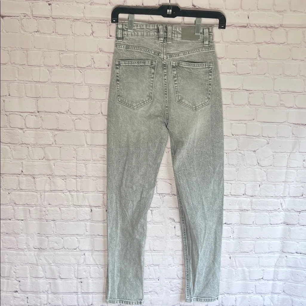 Pull&Bear Women's High‎ Rise Gray Jeans Size 0 - Image 3