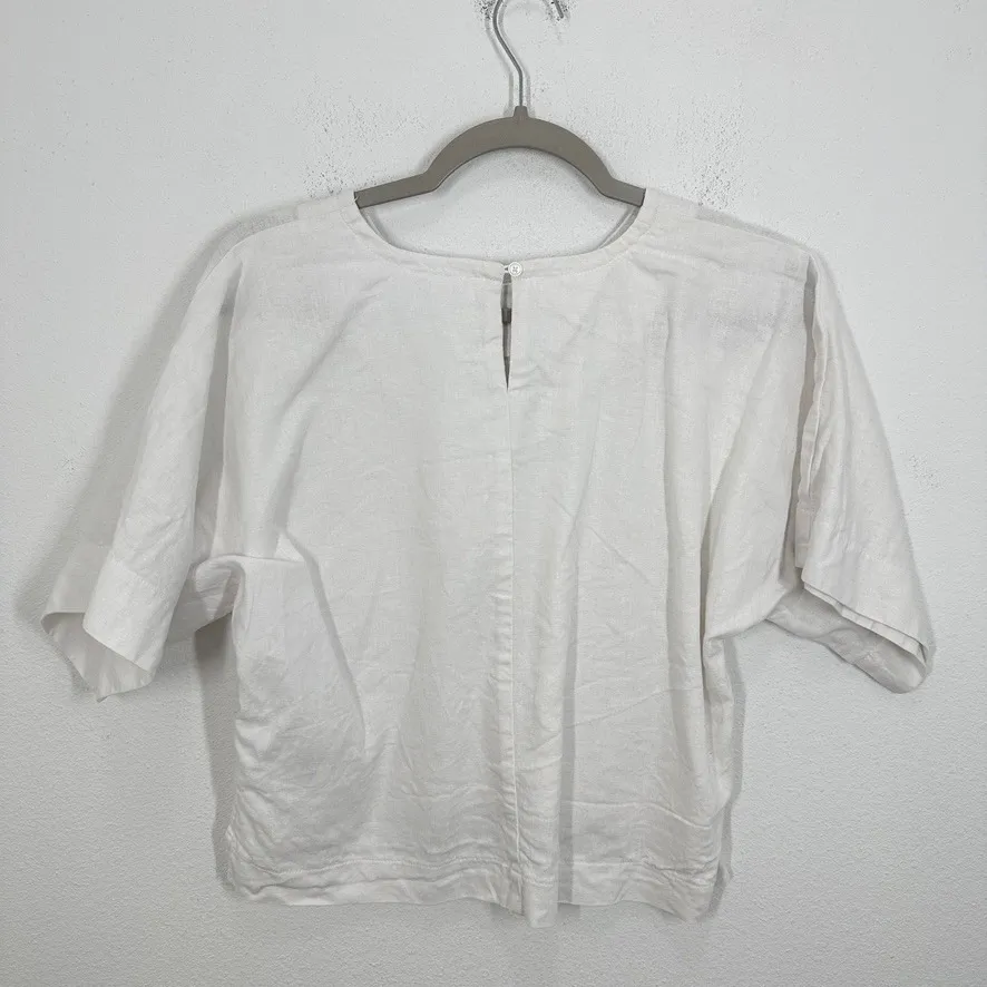 DKNY White Linen Blend Cropped Boxy Top Short Sleeve Button Back Women Size S - Image 4