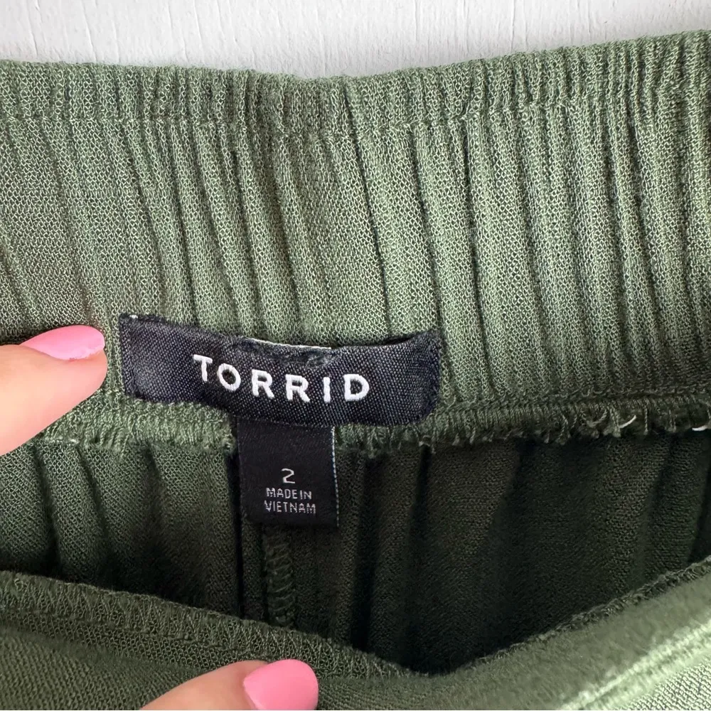 Torrid  Wrap Skirt Skort Sz 2X Olive Green O Ring Short Flowy - Image 8