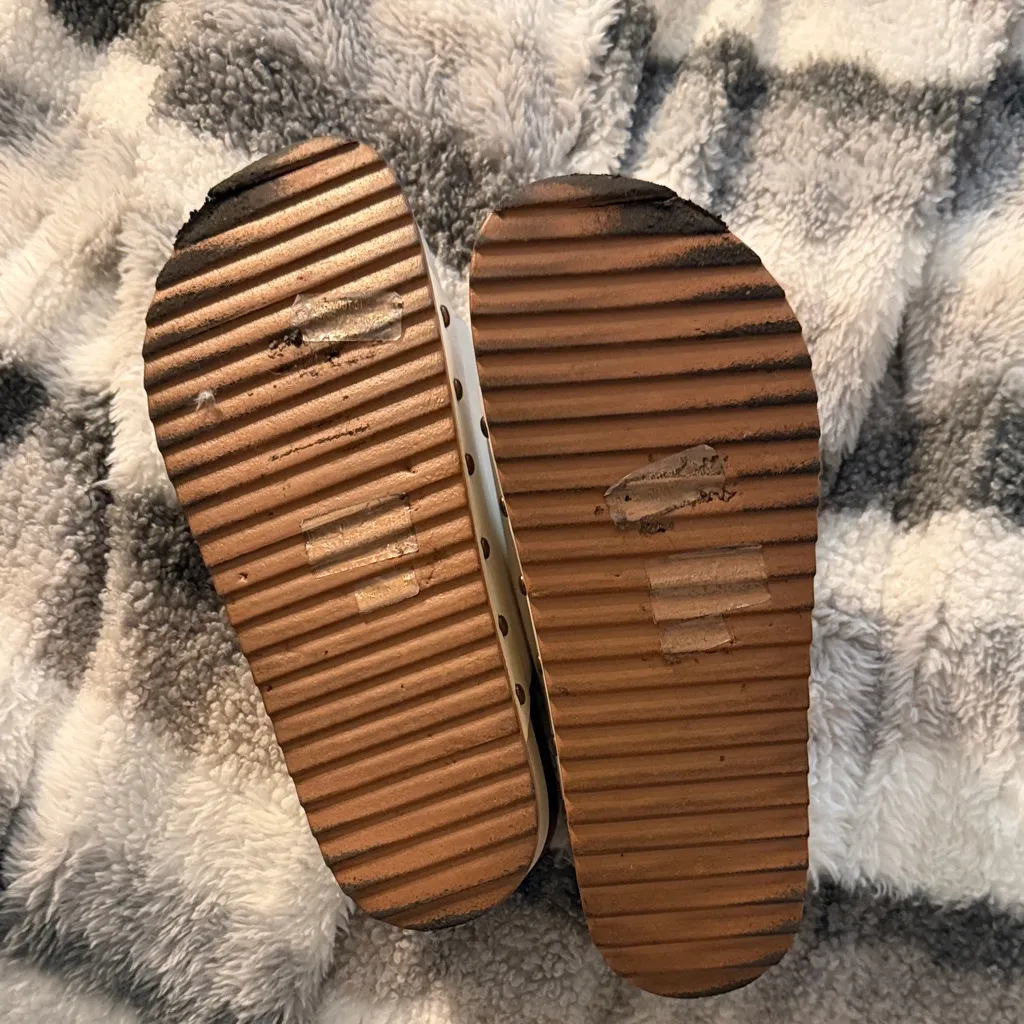 White Double Strap Platform Sandals Size 6.5 - Image 7