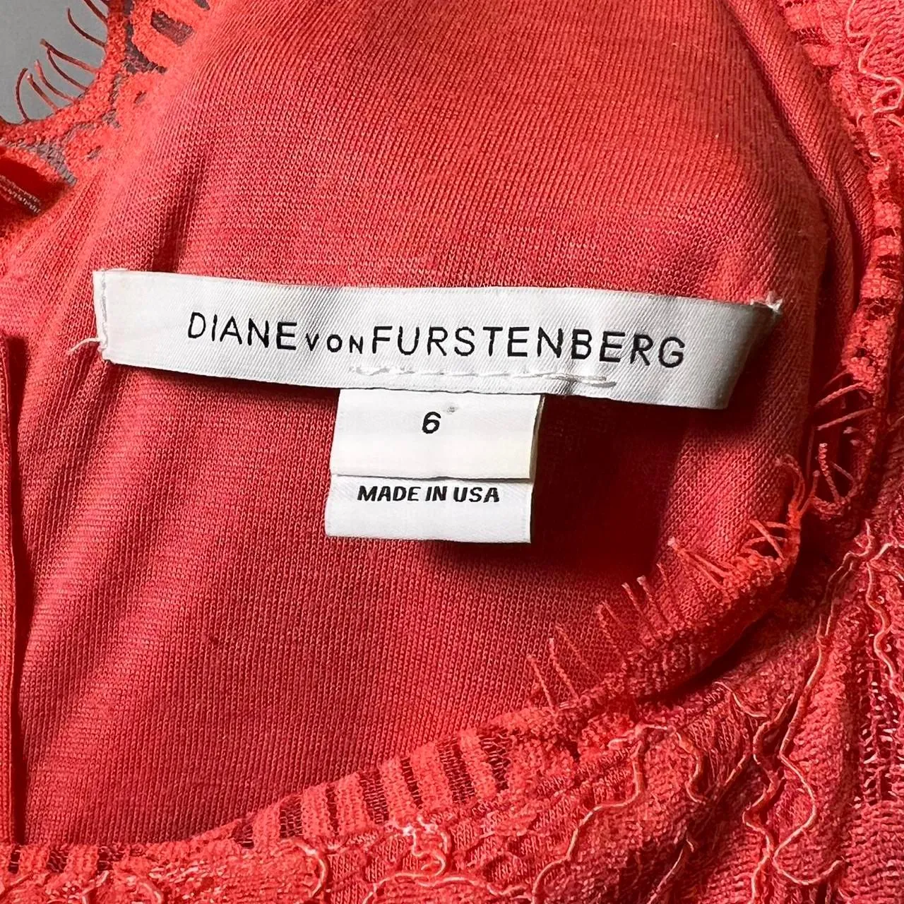 Diane Von Furstenberg Women's Iconic Zarita Hot Coral Lace Cocktail Dress size 6 - Image 6