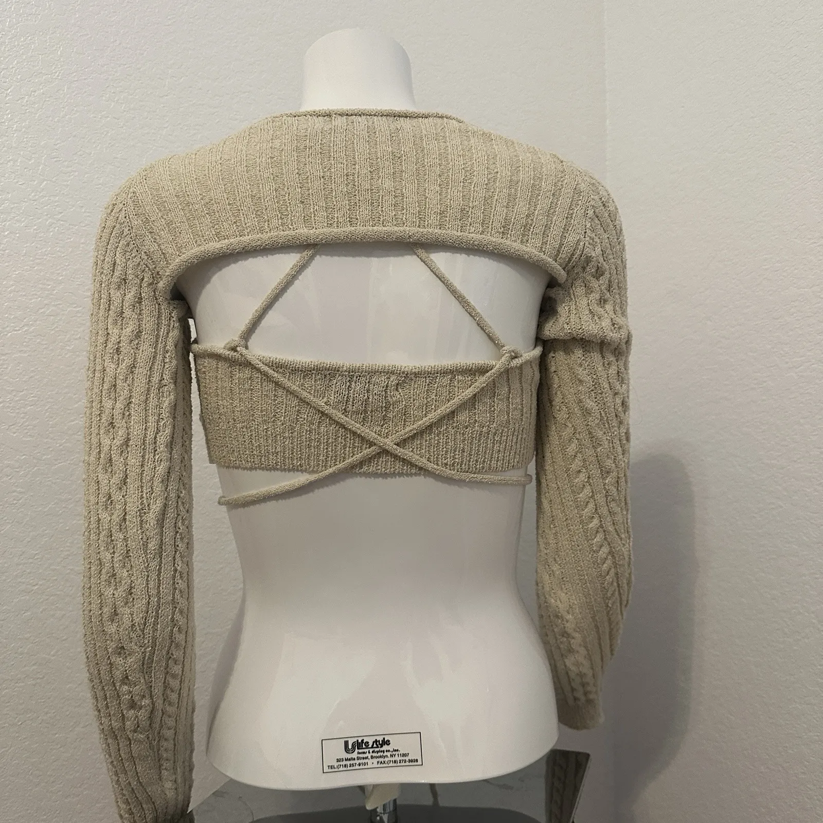 Edikted Women's S Cream Woven LS Sleeve Shrug and Tube Top Y2K Stretch (b15b) - Image 2