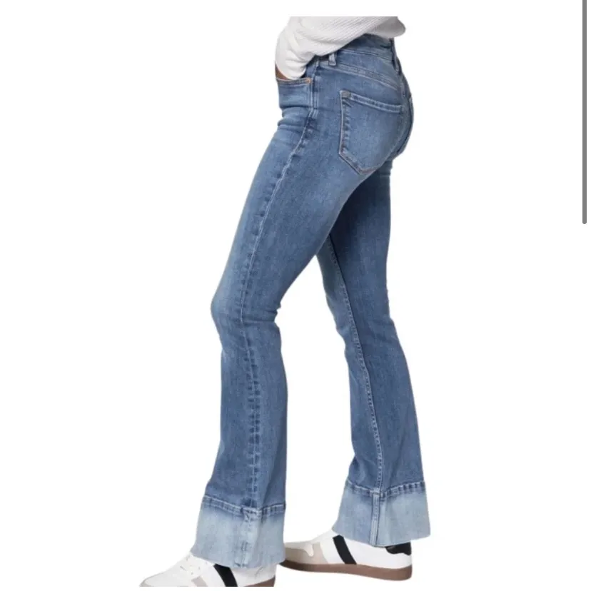 $120 NWT Dear John: Jaxtyn Cuff Bootcut Jeans - Image 2