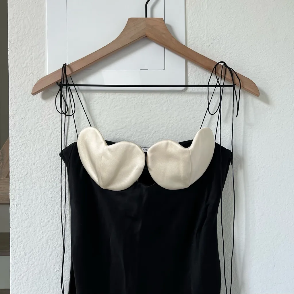 NWT Anna October Amur Tulip Midi Dress in Black and Cream - Image 4