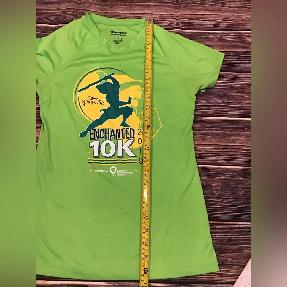 Run disney 2019 princess enchanted 10k womans shirt size XS champion - Image 3