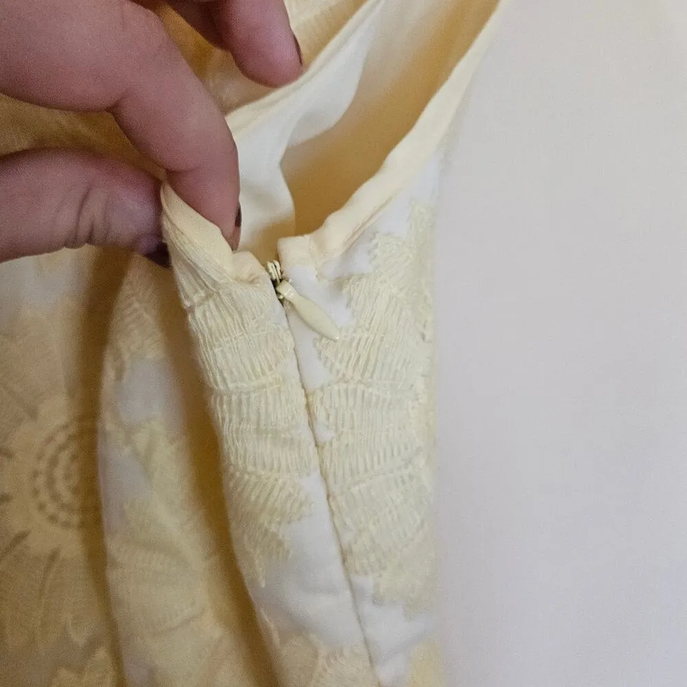 Lauren Conrad LC Size 4 Light Yellow Floral Flower Lace Tea Party Dress Wedding - Image 8