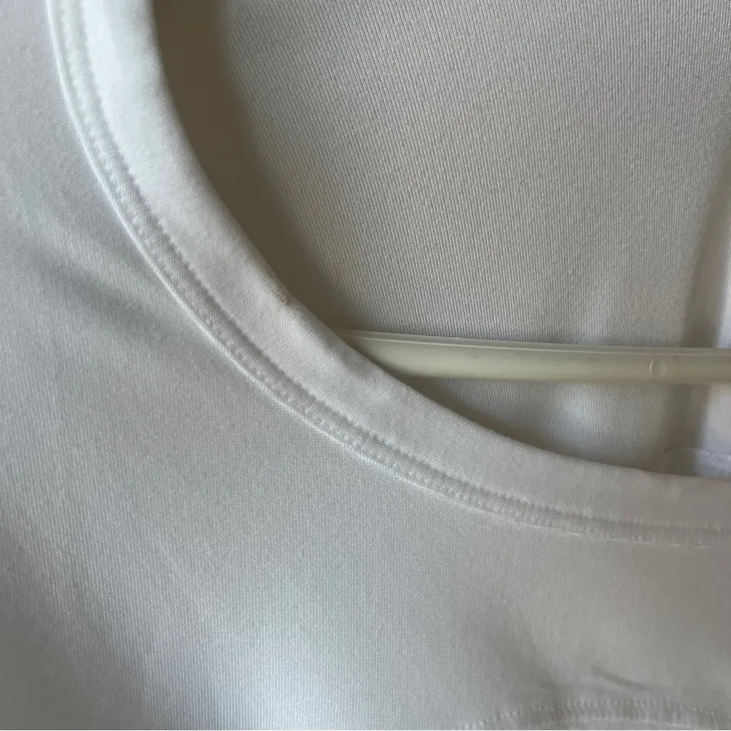 Old Navy Active Womens XL White CloudMotion Go-dry Long Sleeve Tunic Side Slit - Image 6