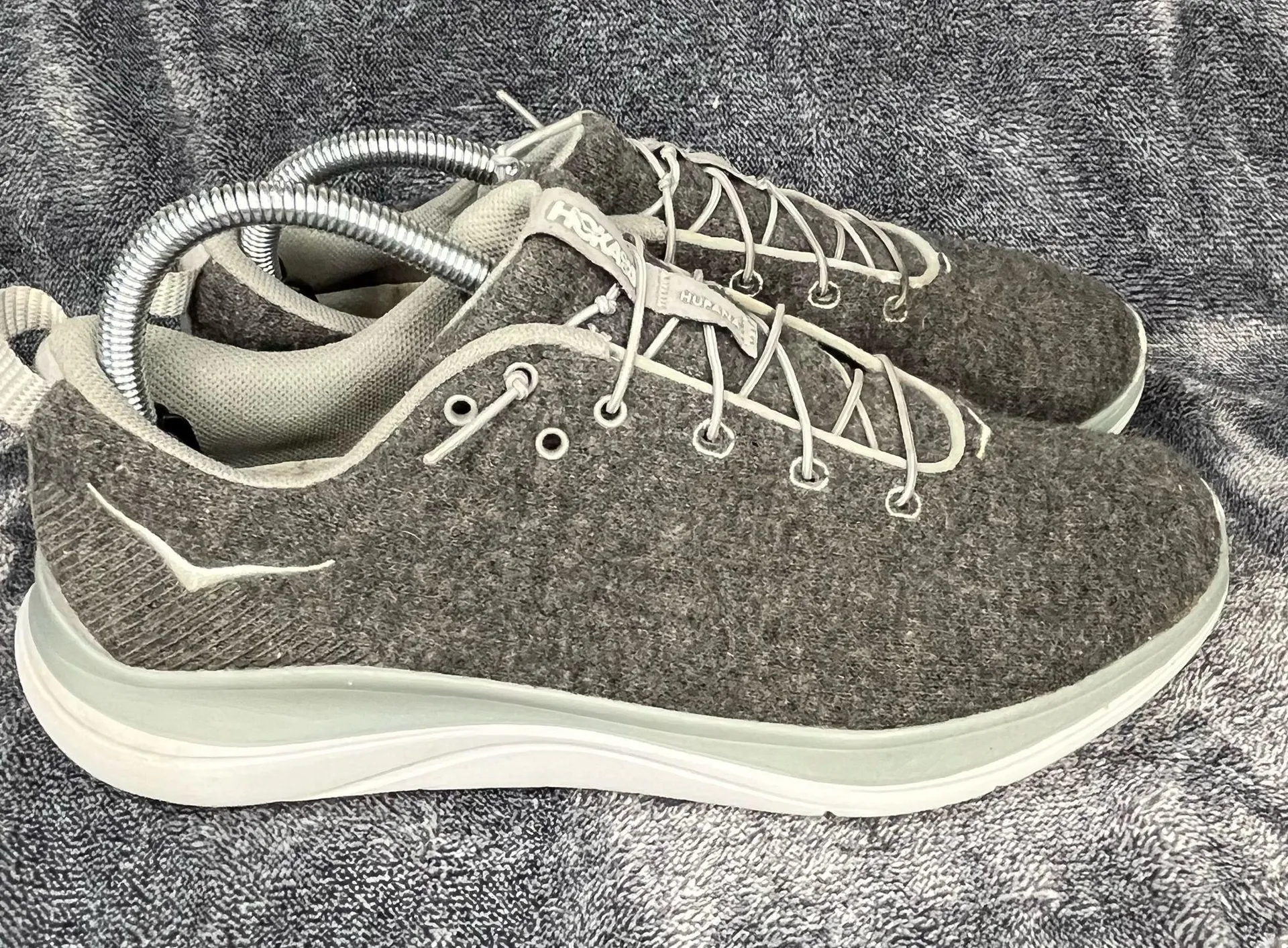 Hoka One One Hupana Flow gray women size 9.5  - Image 3
