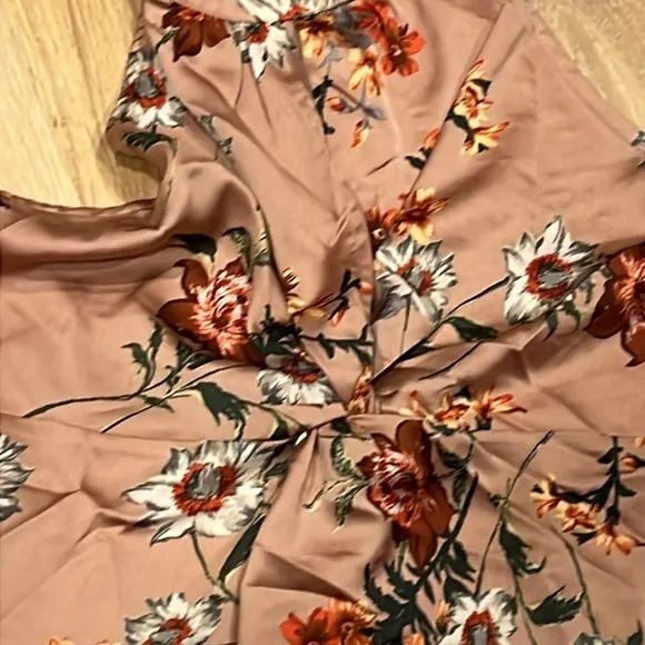 Doe & Rae large new with‎ tags halter blouse - Image 2