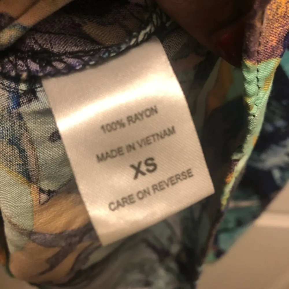 NY & Company Sleeveless Shift Dress - Image 7