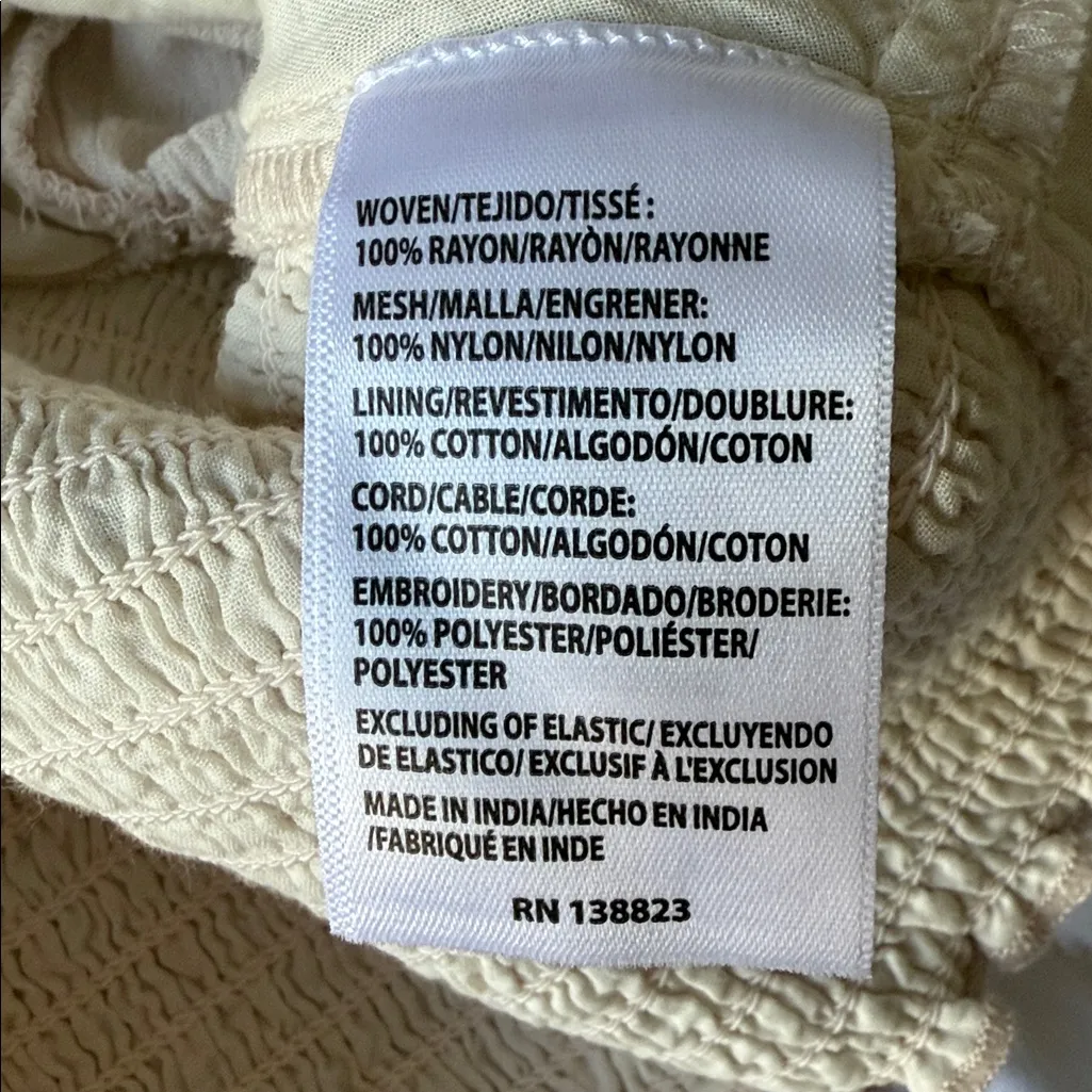 Shyanne Embroidered Mesh Dot Poet Sleeve Crop Too - Image 9