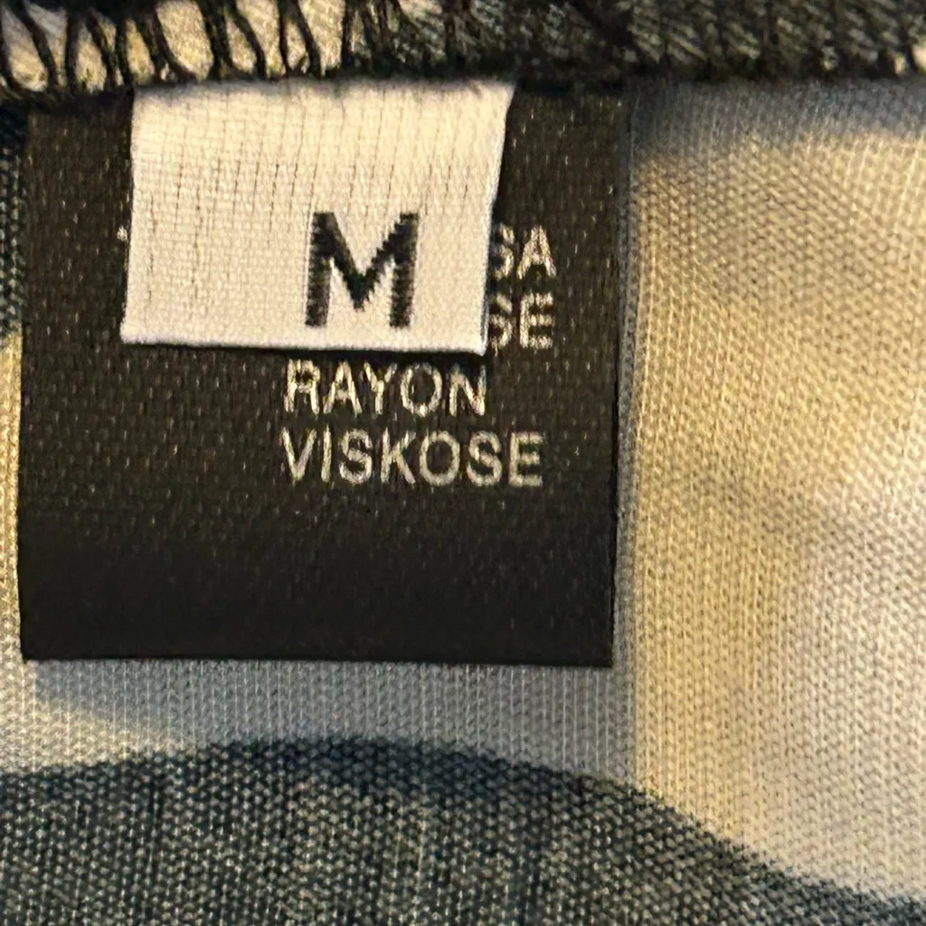 Marilyn’s Monochrome Geometric Wide - Image 6